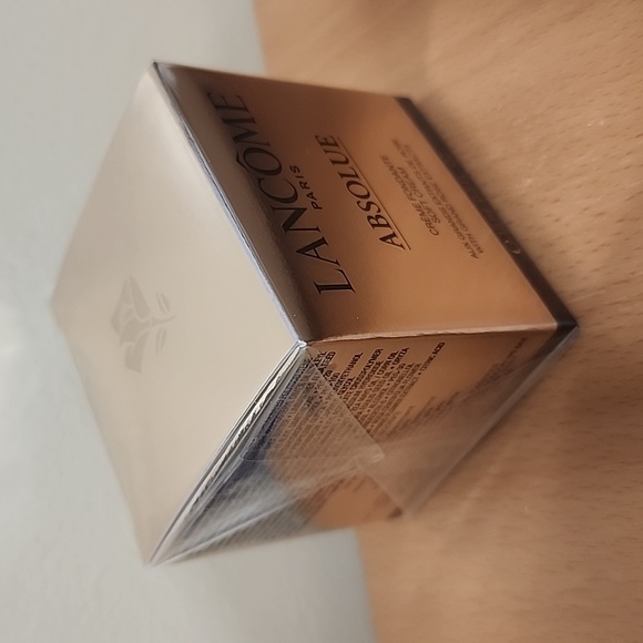 Lancome Absolue Soft Cream 15mL - Picture 2 of 4